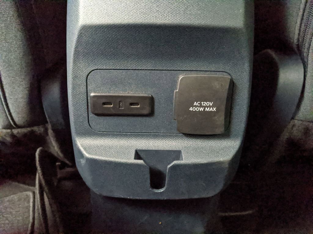 New 2025 Ford Maverick XLT w/ XLT Luxury Package image 19