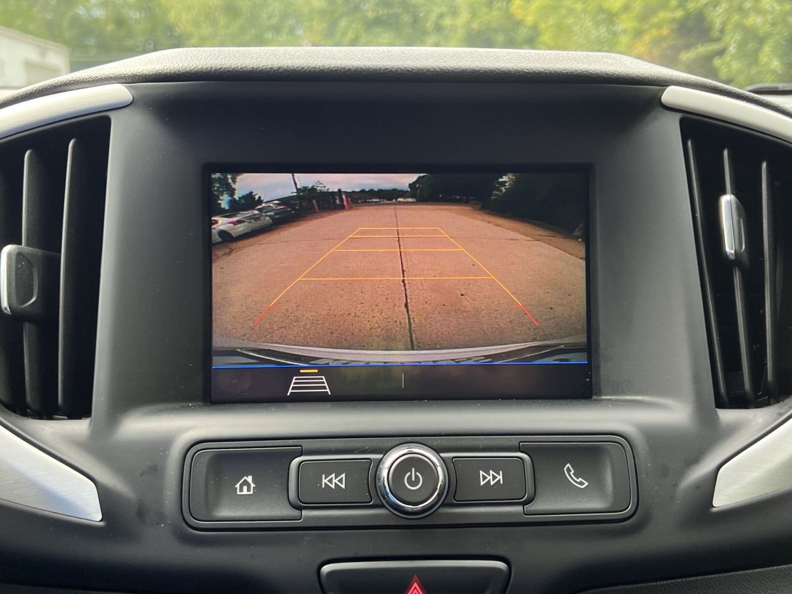Used 2021 GMC Terrain SLE FWD image 27