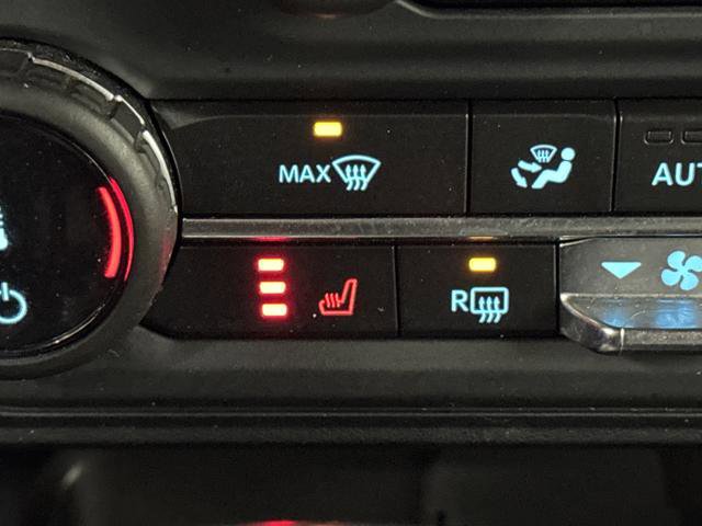 Used 2022 Ford Bronco Black Diamond image 7