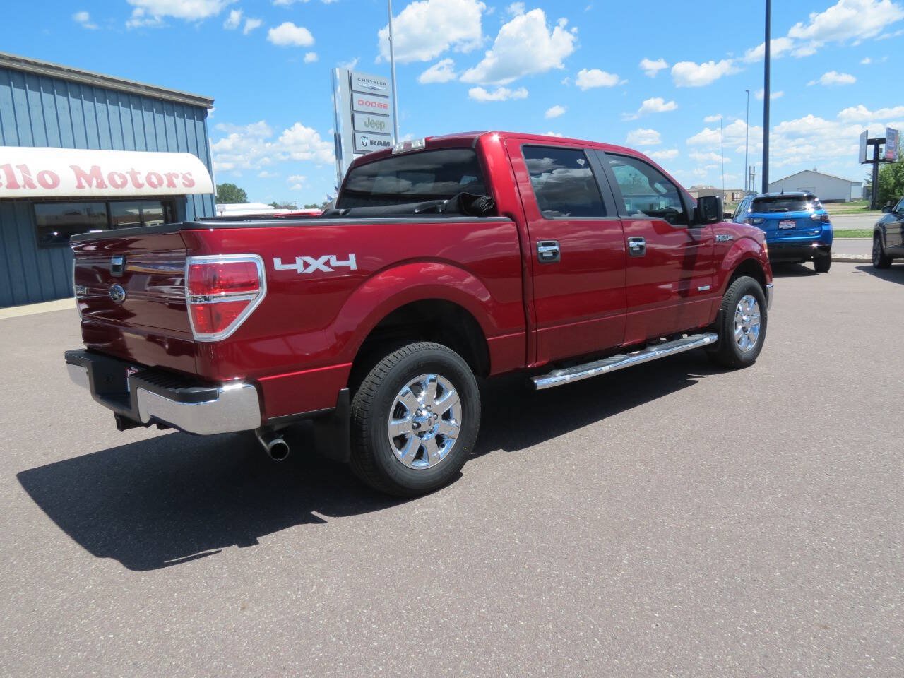 Used 2014 Ford F150 XLT w/ XLT Chrome Package AWD/4WD image 4