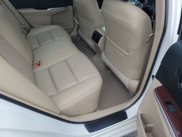 Used 2014 Toyota Camry XLE FWD image 13