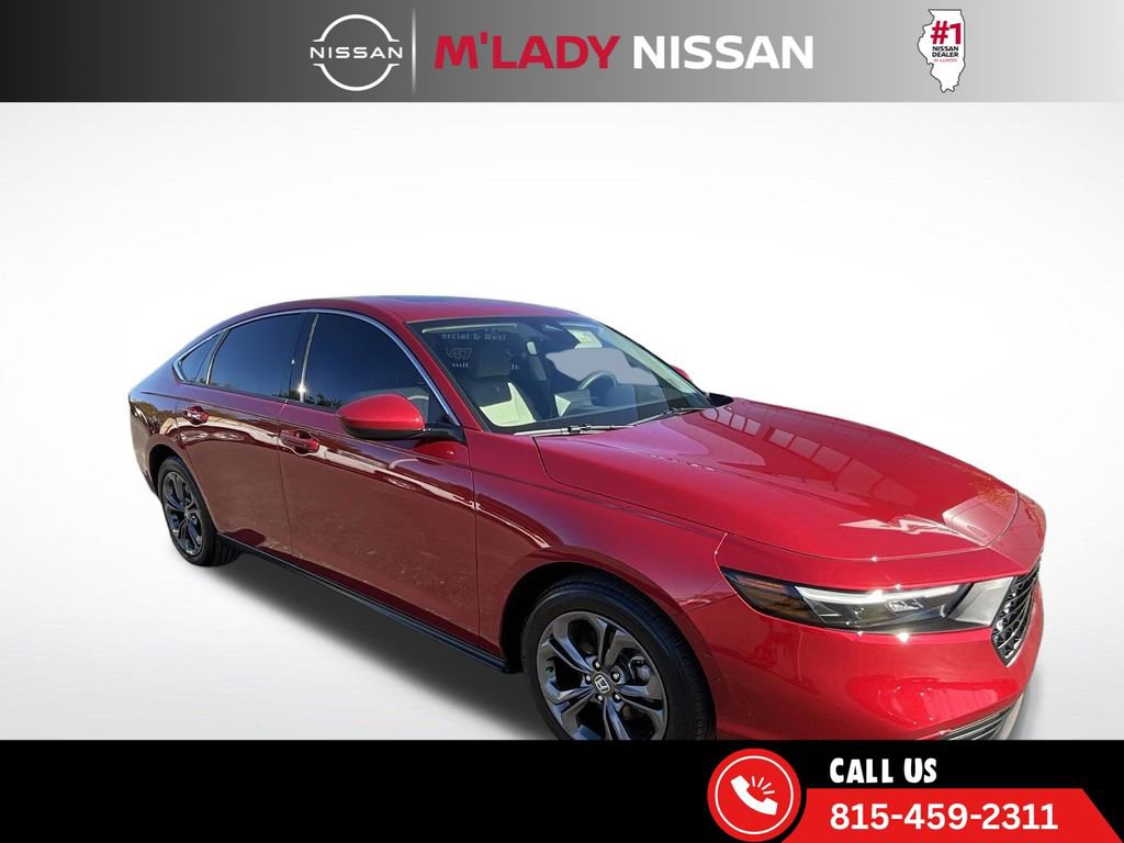 Used 2023 Honda Accord EX image 3