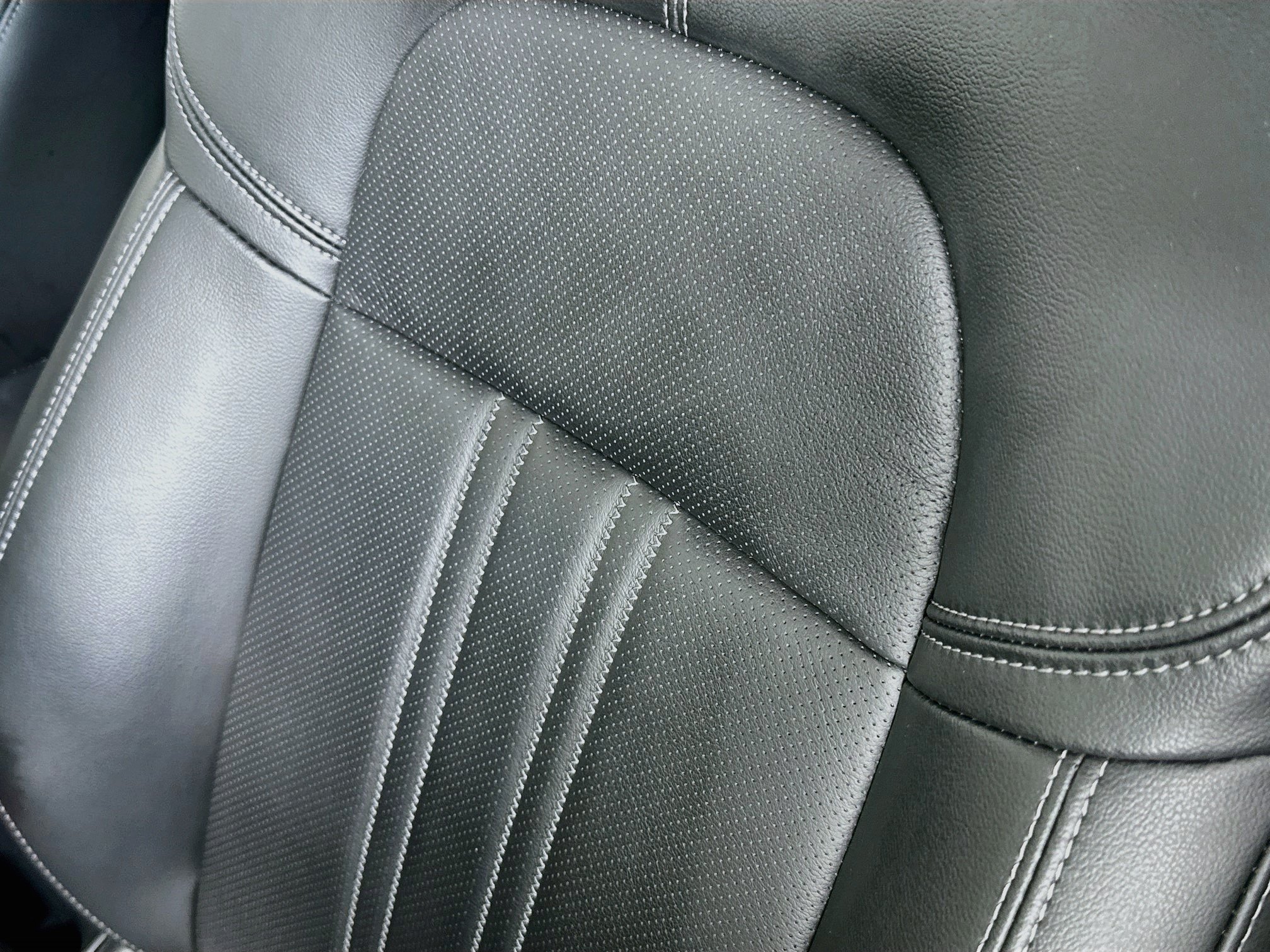 Used 2023 Honda HR-V EX-L image 18