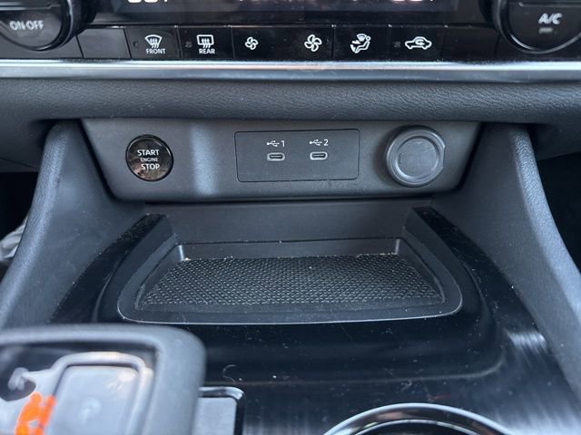 Used 2024 Nissan Rogue SV AWD/4WD image 23