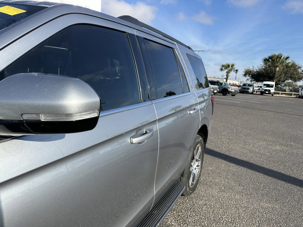 Used 2022 Ford Expedition XLT image 12