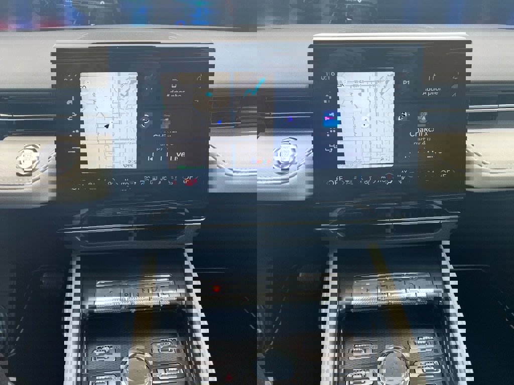 New 2025 Lincoln Nautilus Premier w/ Equipment Group 102A image 15