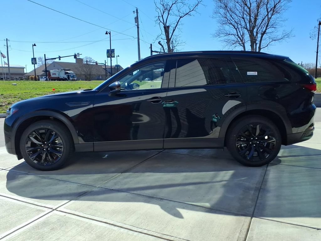 New 2026 MAZDA CX-90 Plug-In Hybrid w/Premium Sport AWD/4WD image 5