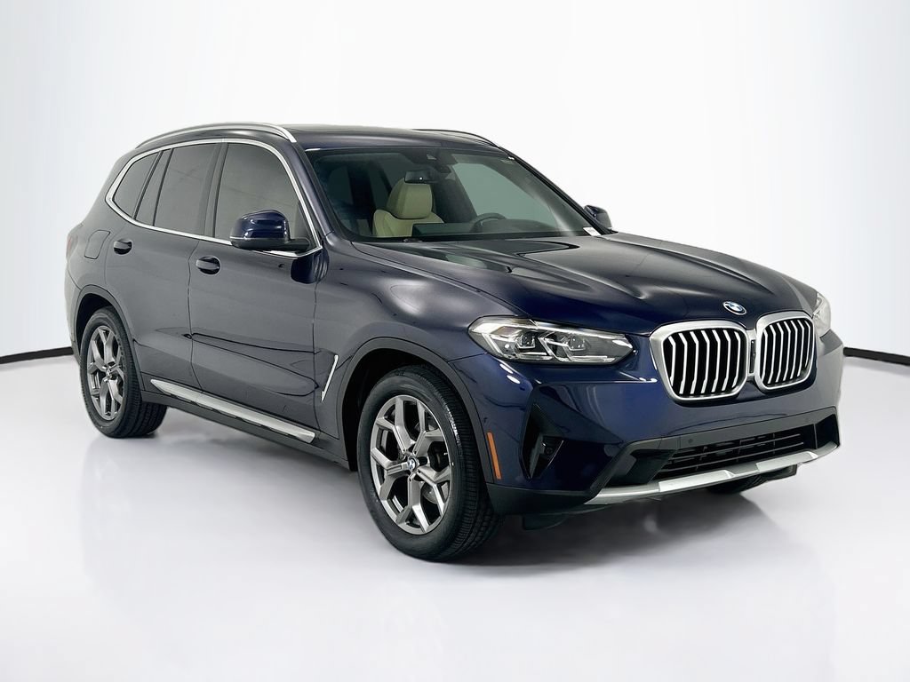 Certified 2024 BMW X3 sDrive30i w/ Premium Package RWD image 3