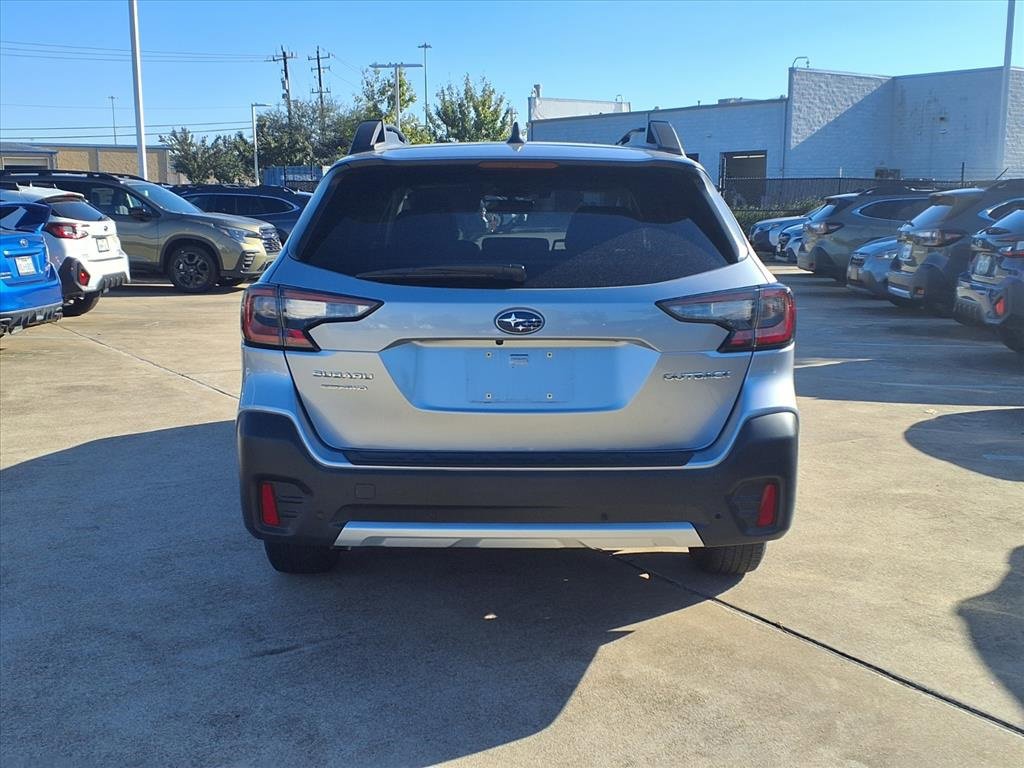 Used 2021 Subaru Outback Limited image 24