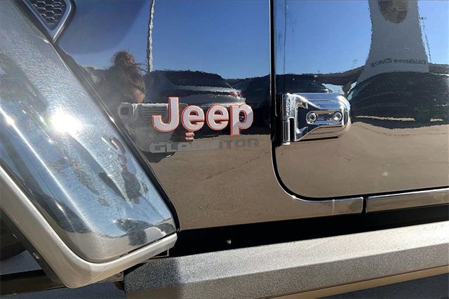 Used 2022 Jeep Gladiator Mojave w/ LED Lighting Group image 34