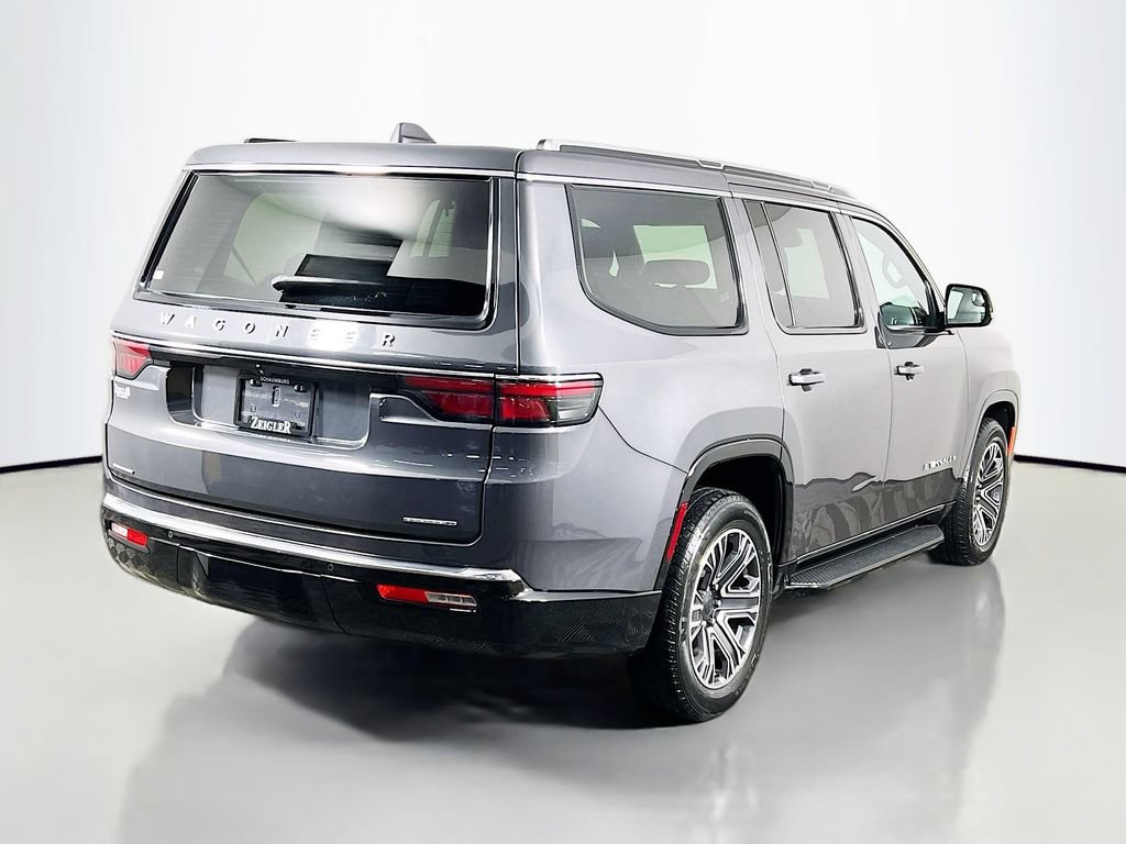 Used 2023 Jeep Wagoneer Series II AWD/4WD image 5