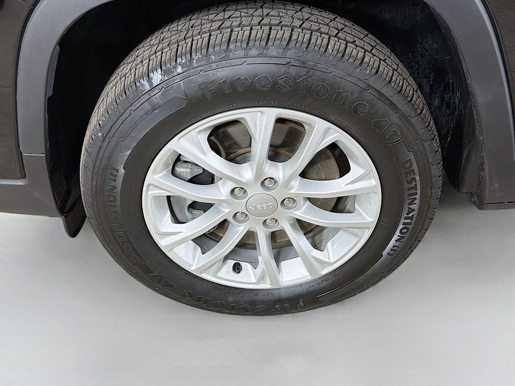 Used 2022 Jeep Cherokee Latitude Lux image 15