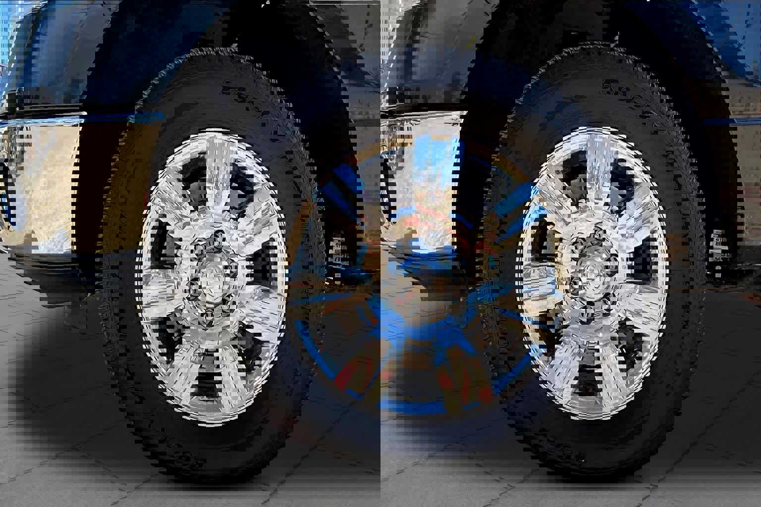 Used 2012 Ford F150 XLT w/ XLT Chrome Pkg RWD image 11