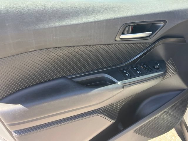Used 2018 Toyota C-HR XLE FWD image 11