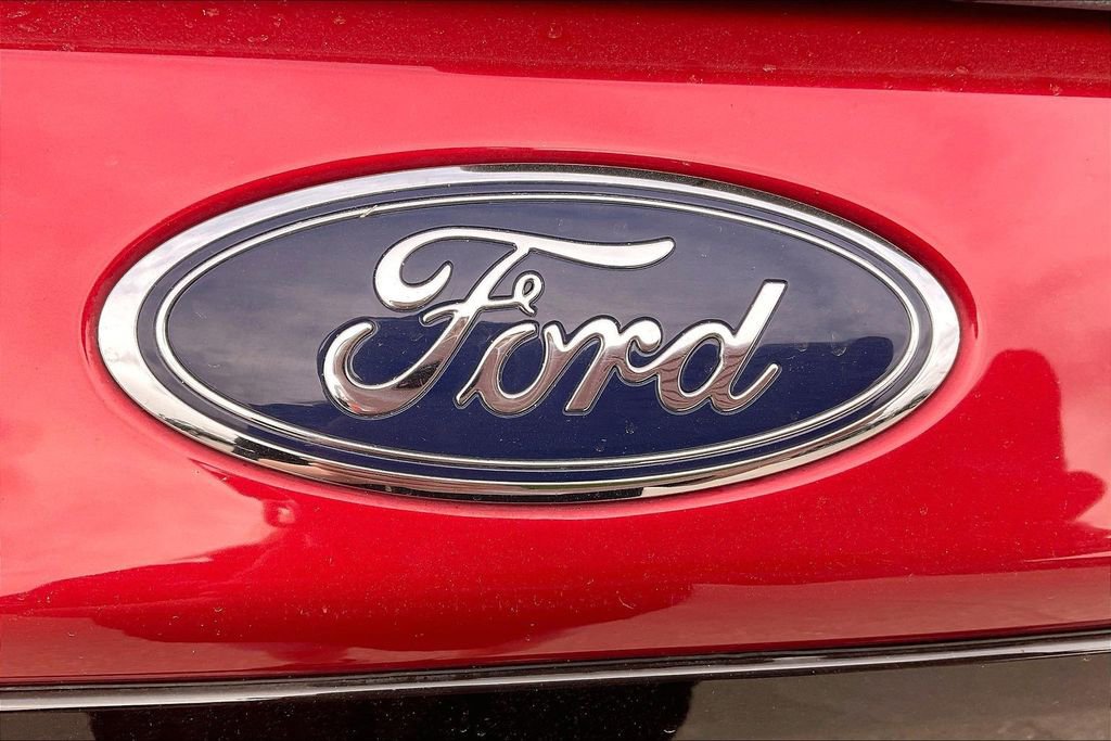 Used 2023 Ford Explorer ST-Line w/ Class IV Trailer Tow Package image 39