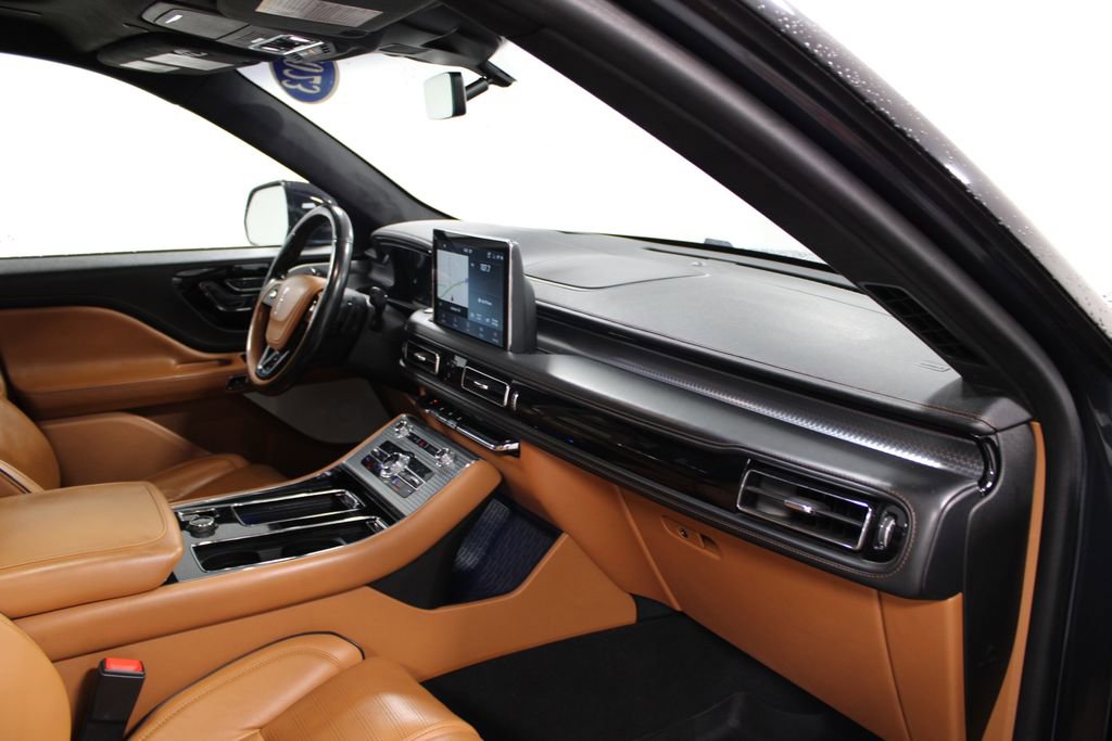 Used 2023 Lincoln Aviator Black Label Grand Touring image 28