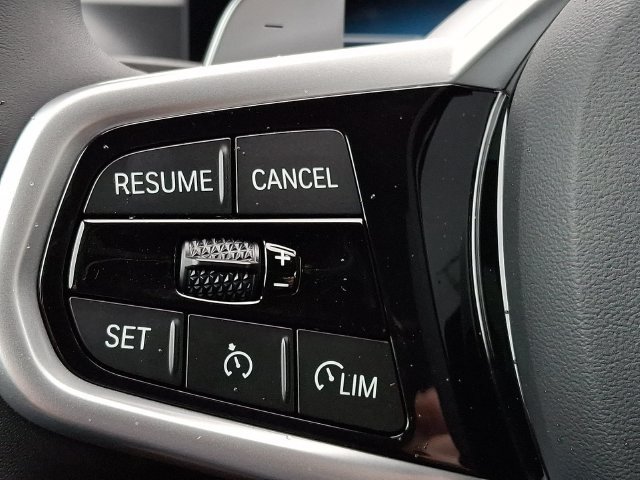 New 2026 BMW 330i xDrive Sedan w/ M Sport Package AWD/4WD image 18