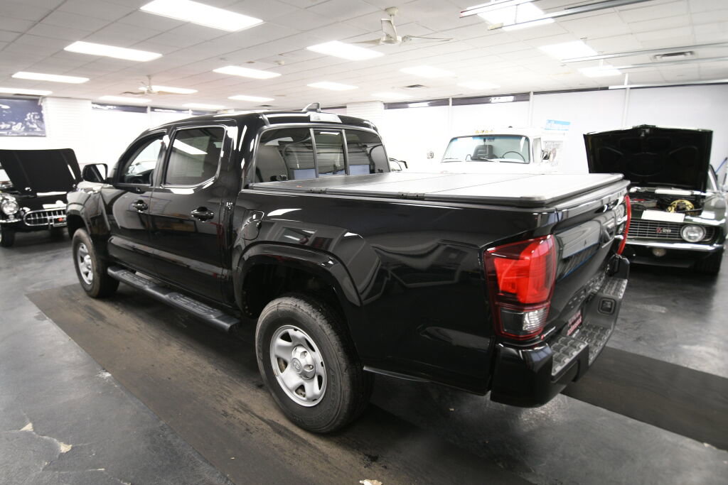 Used 2022 Toyota Tacoma SR w/ SR Convenience Package RWD image 6