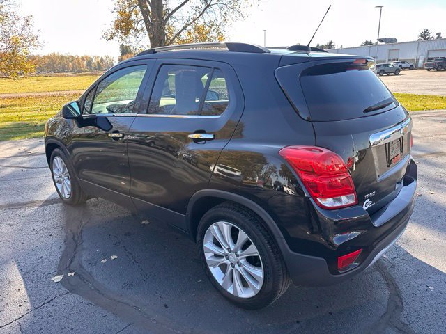 Used 2020 Chevrolet Trax Premier FWD image 3