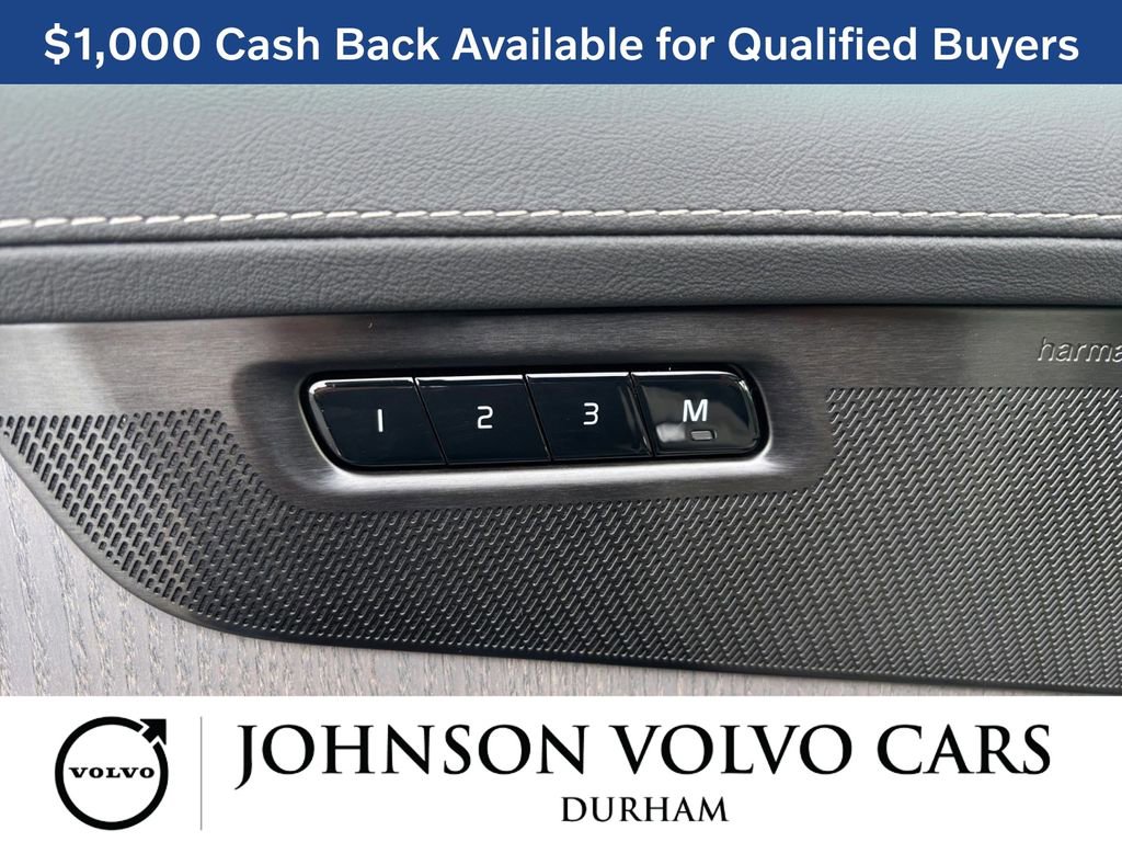 New 2026 Volvo XC90 B5 Ultra w/ Protection Package Premier image 12