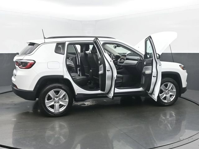 Used 2022 Jeep Compass Latitude w/ Convenience Group image 55