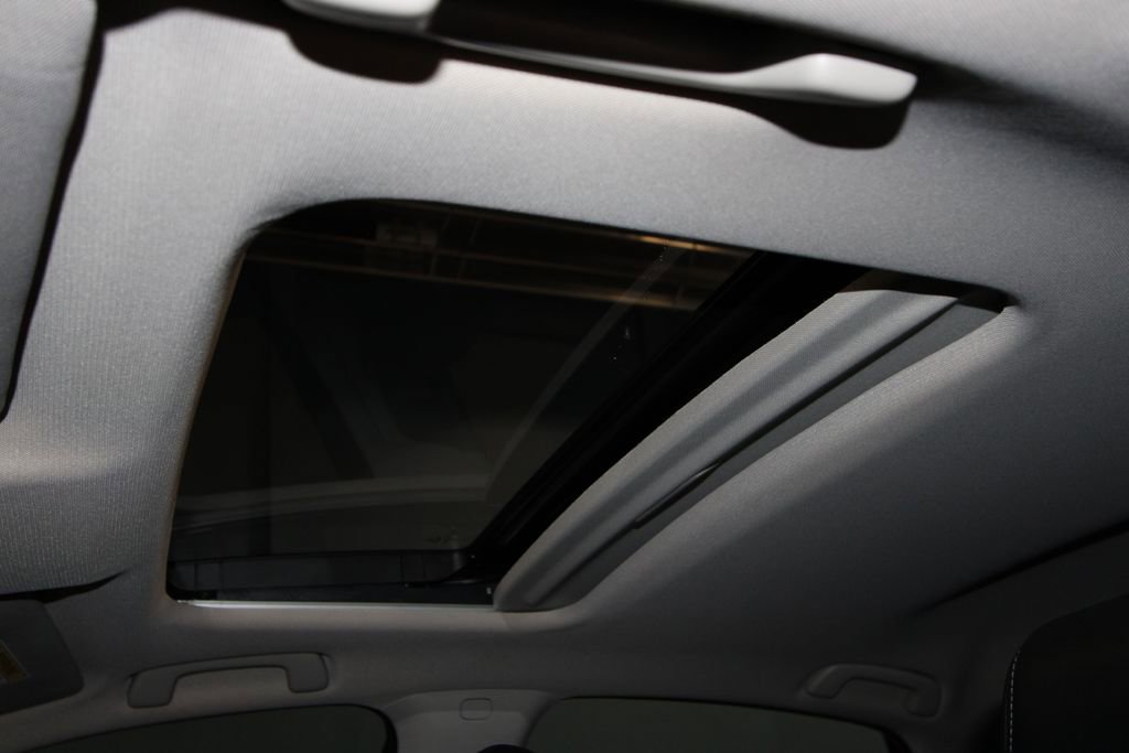 Used 2024 Honda Civic EX-L image 19