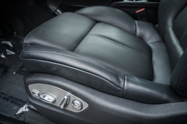 Used 2022 Porsche Macan AWD/4WD image 31
