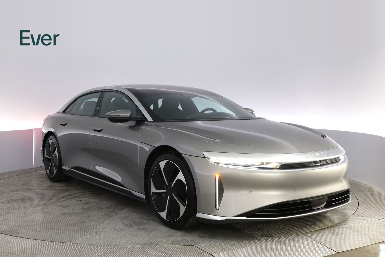 Used 2023 Lucid Air Touring image 13