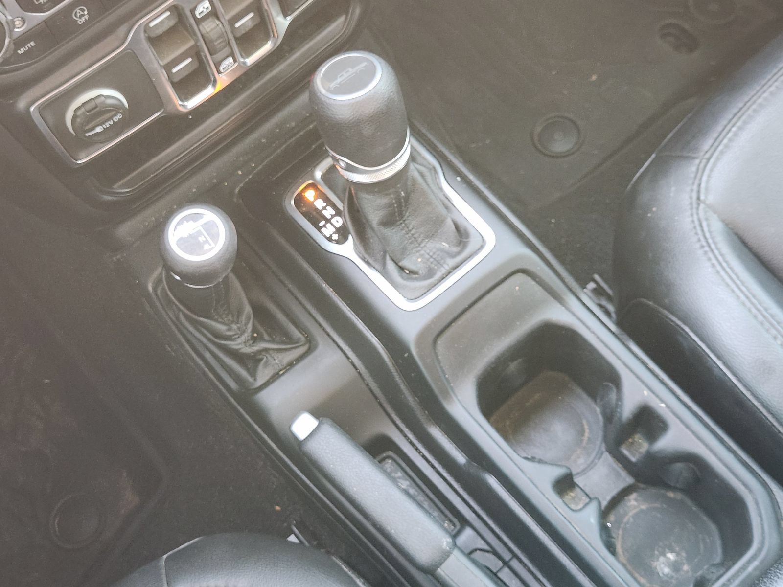 Used 2021 Jeep Gladiator Sport AWD/4WD image 22