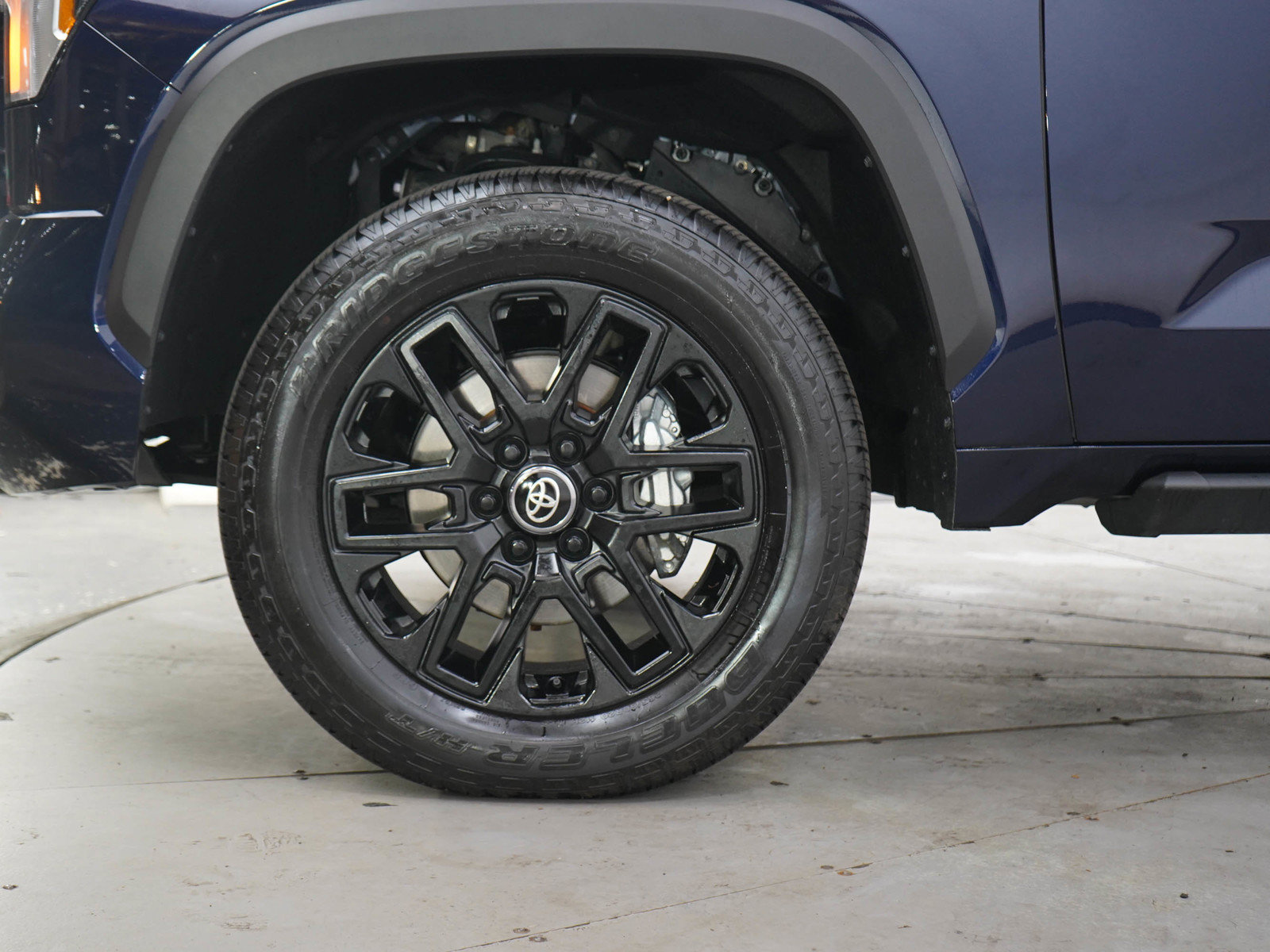 Used 2026 Toyota Tundra Limited AWD/4WD image 29