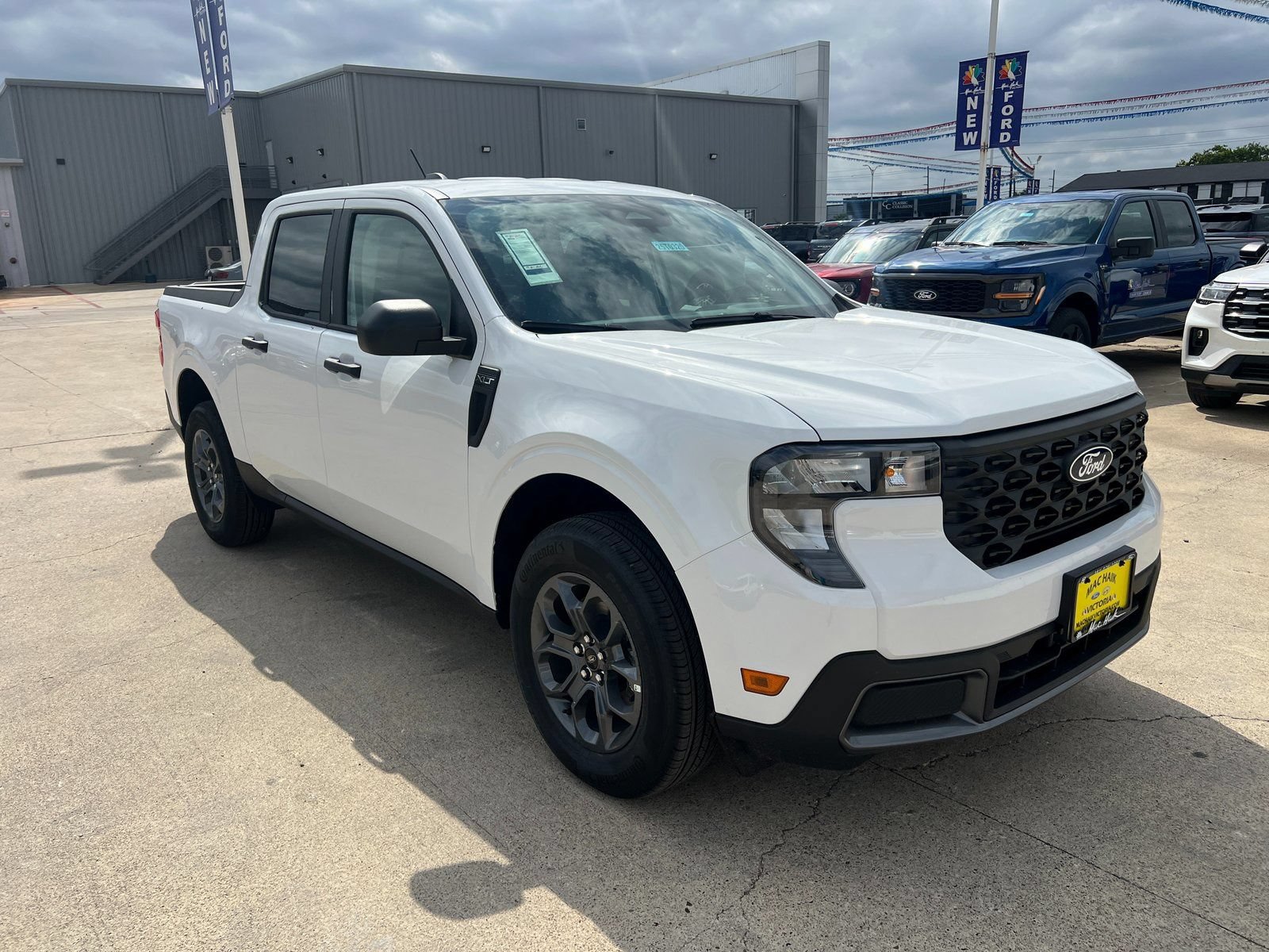 New 2025 Ford Maverick XLT