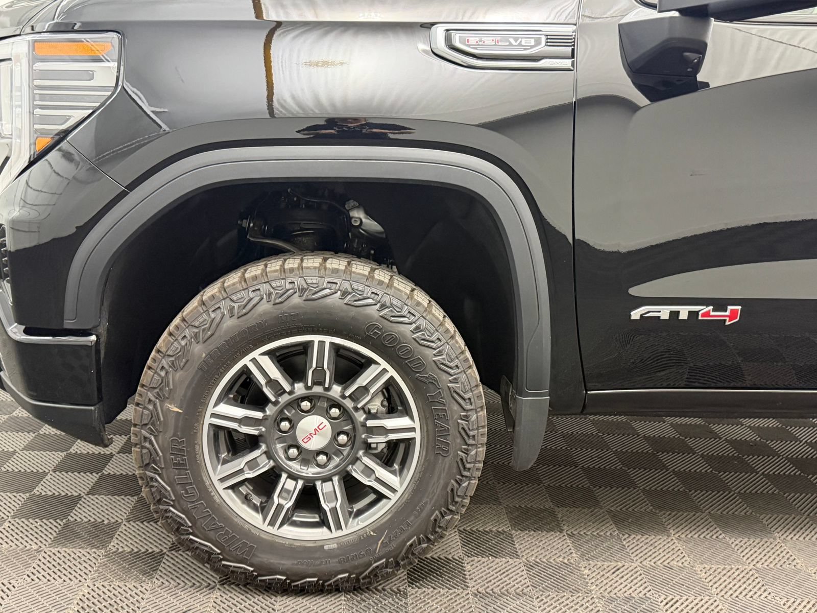 New 2026 GMC Sierra 1500 AT4 w/ AT4 Preferred Package AWD/4WD image 11
