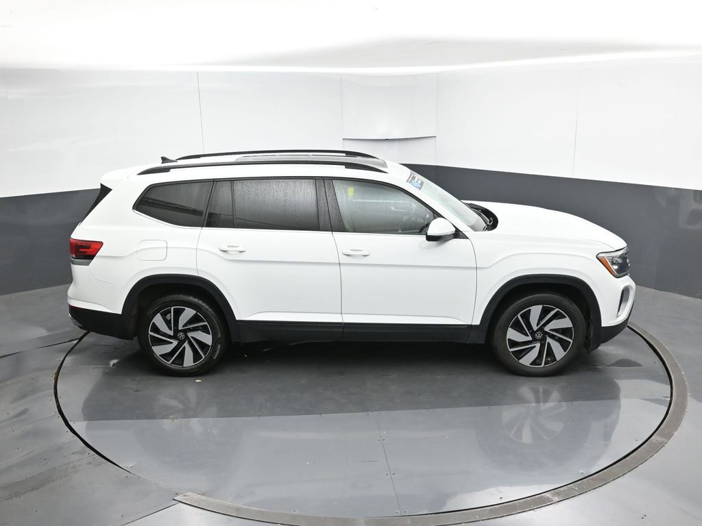 Used 2024 Volkswagen Atlas SE w/ Panoramic Sunroof Package image 52