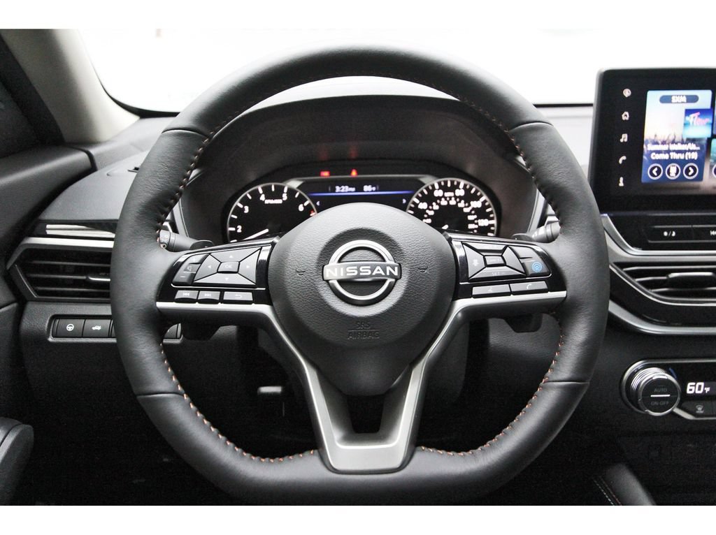 New 2026 Nissan Altima 2.5 SR w/ SR Premium Package FWD image 13