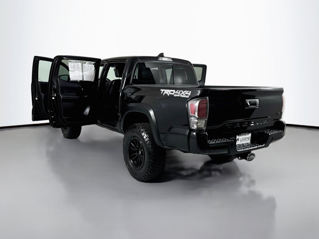 Used 2020 Toyota Tacoma TRD Off-Road w/ TRD Premium Off Road Package AWD/4WD image 28