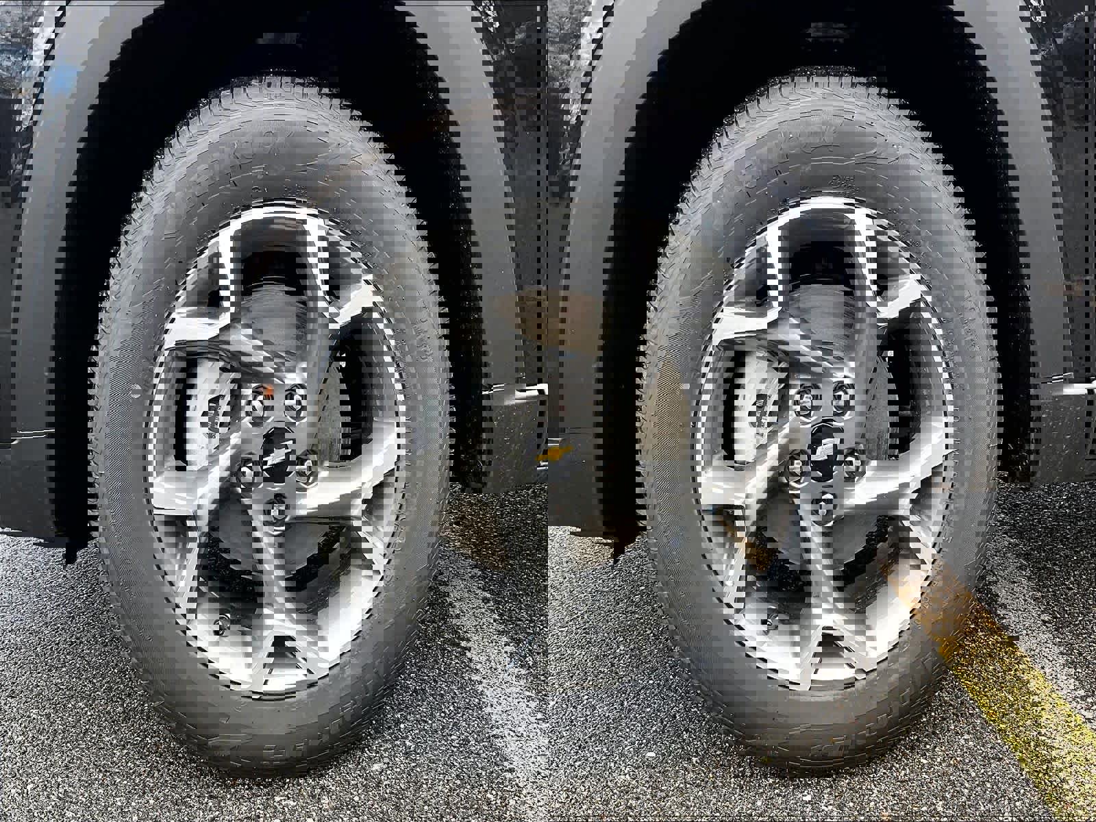 New 2026 Chevrolet Trax LT w/ LT Convenience Package FWD image 8