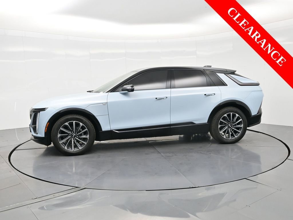 Used 2025 Cadillac Lyriq Sport image 10
