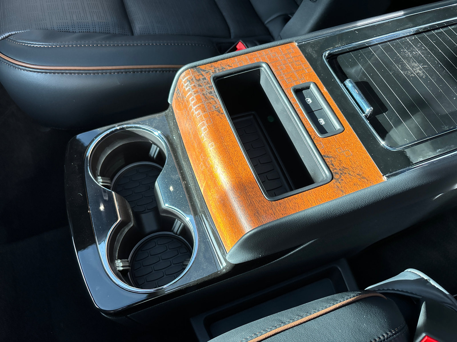 New 2025 Lincoln Aviator Black Label w/ Jet Appearance Package image 35