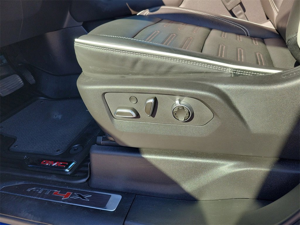 Used 2024 GMC Sierra 1500 AT4X image 25