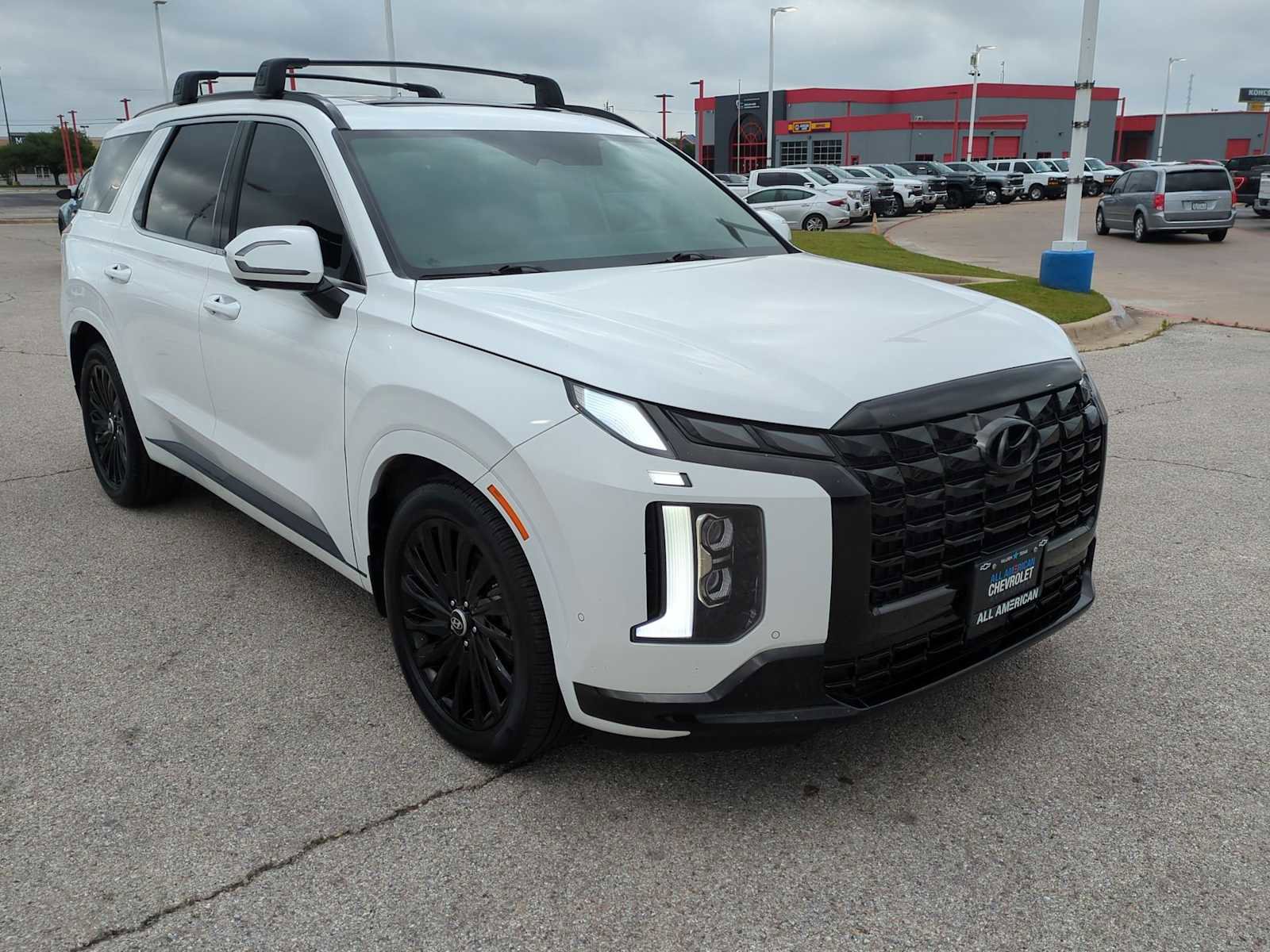 Used 2024 Hyundai Palisade Calligraphy AWD/4WD image 2