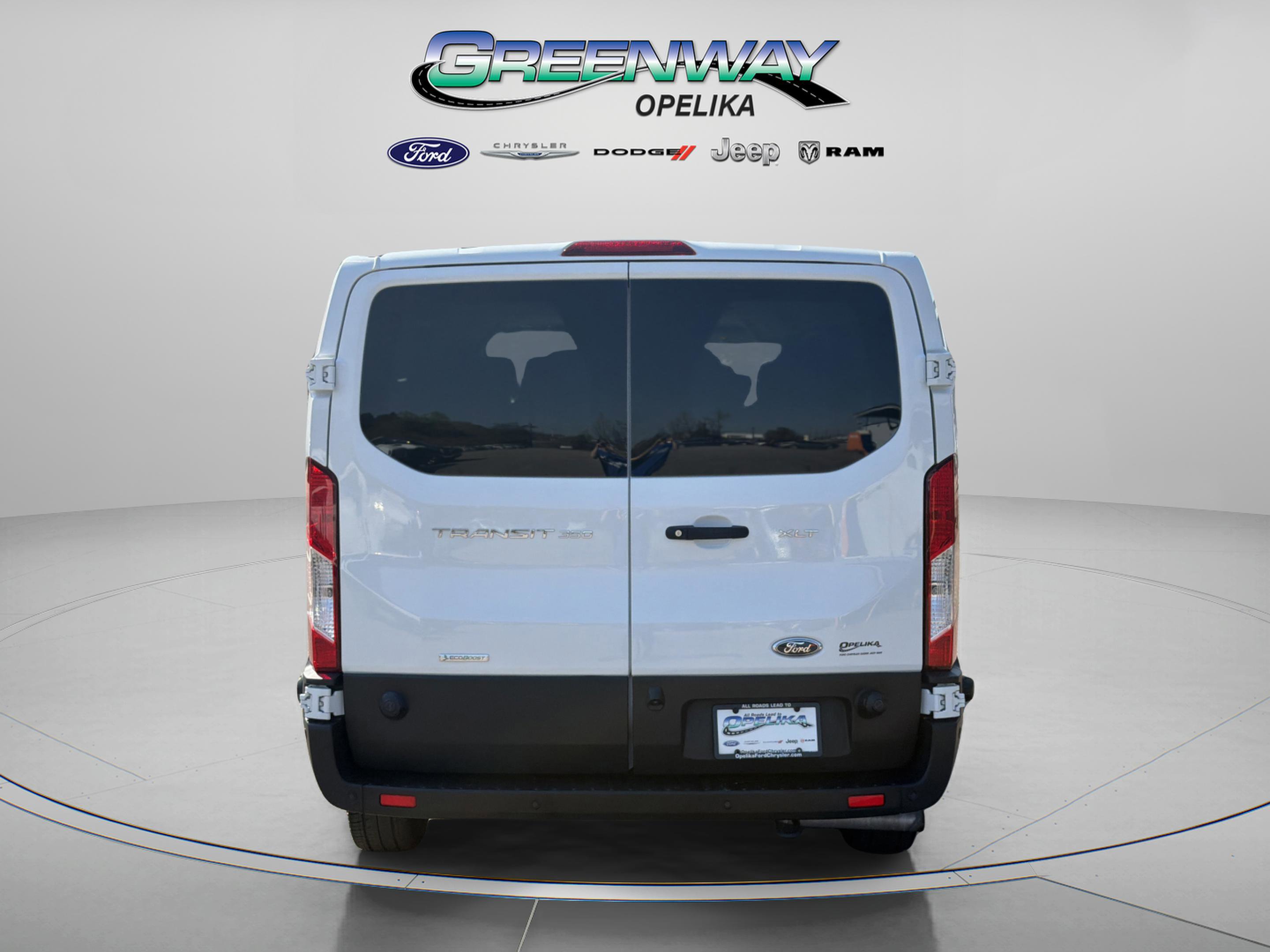 Used 2024 Ford Transit 350 XLT RWD image 6