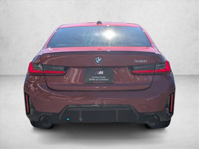 Used 2026 BMW 330i Sedan w/ M Sport Package RWD image 4