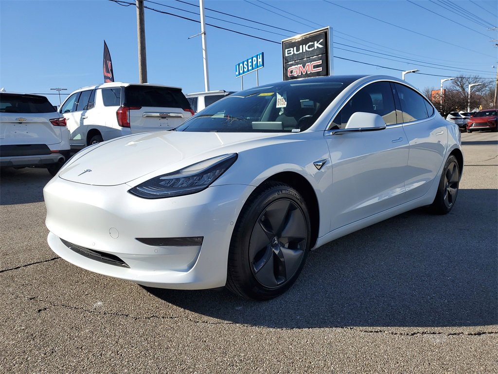 Used 2018 Tesla Model 3 Long Range image 2