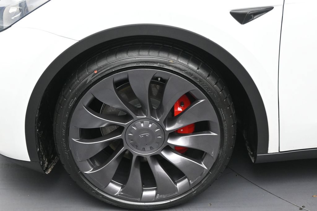 Used 2023 Tesla Model Y Performance AWD/4WD image 8