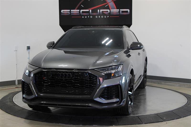 Used 2022 Audi RS Q8 w/ Carbon Optic Package image 5