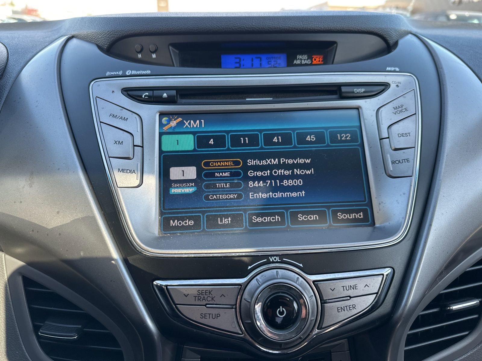 Used 2013 Hyundai Elantra Limited w/ Technology Pkg FWD image 46