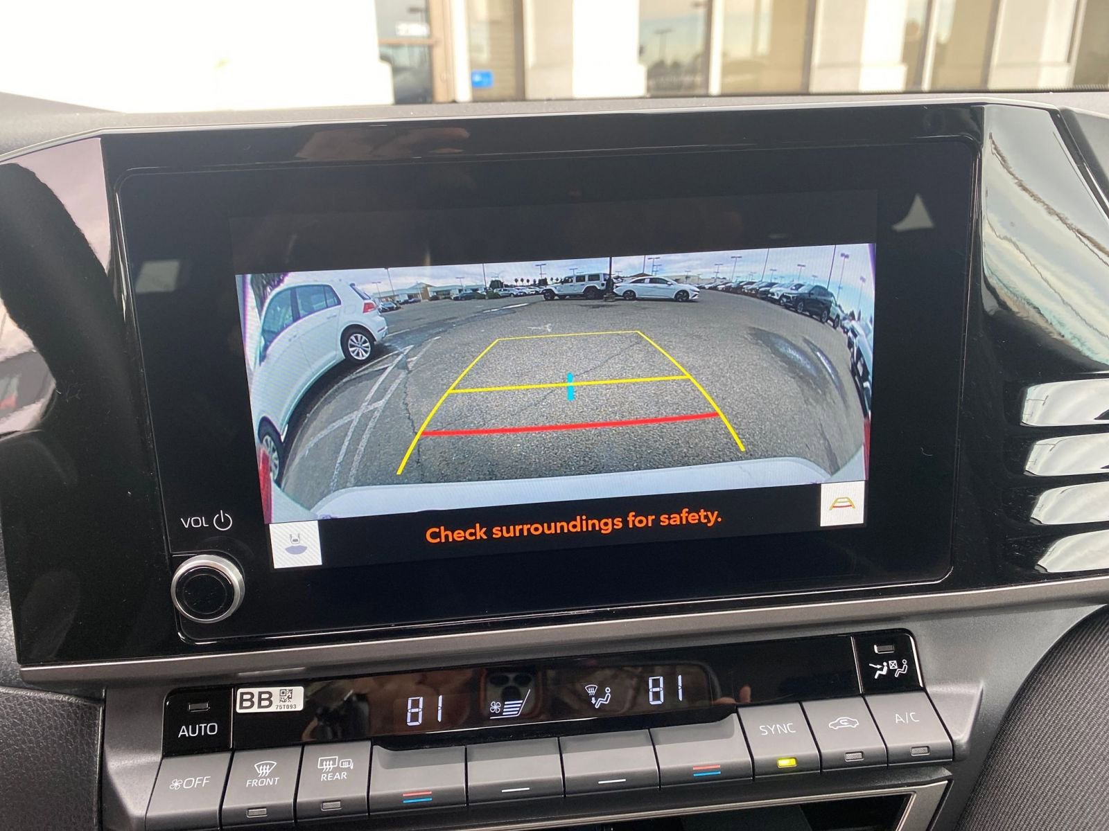 Used 2025 Toyota Camry LE image 17