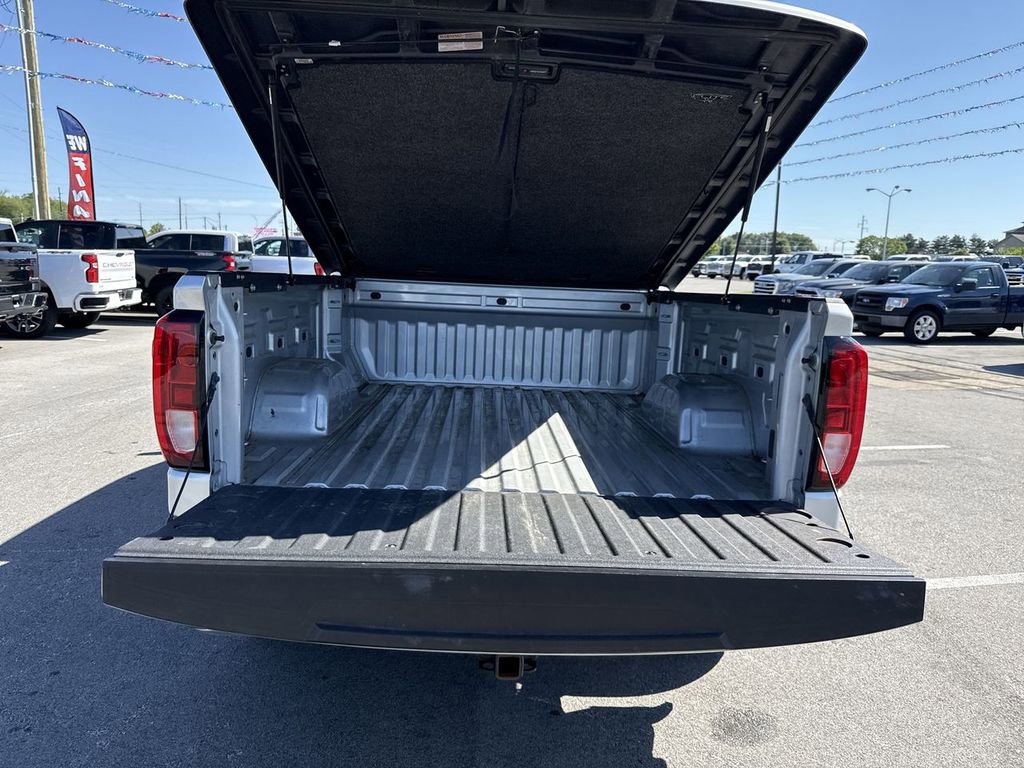 Used 2019 GMC Sierra 1500 Elevation w/ Elevation Value Package AWD/4WD image 17