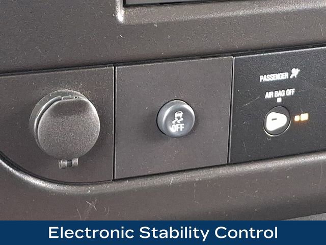 Used 2024 GMC Savana 2500 w/ Driver Convenience Package image 16