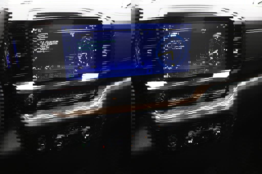 Used 2023 Chevrolet Silverado 1500 LT image 28